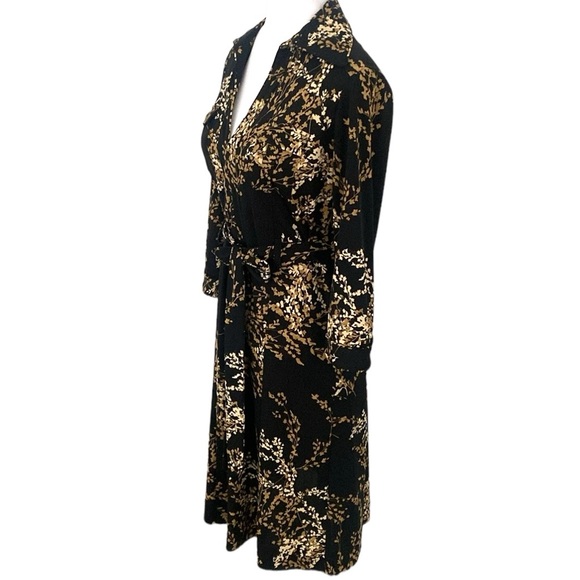 Becky & Max Long Sleeved Floral Tie Waist Wrap Dress - Picture 5 of 9